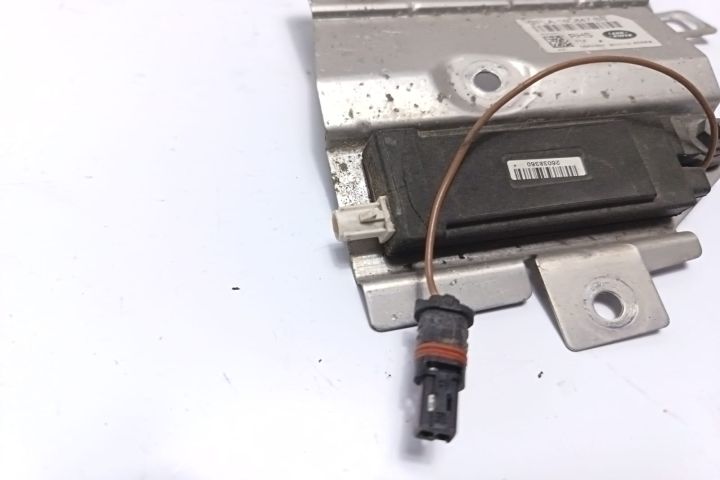 Amplificator antena DPLA18C847BB Land Rover Range Rover Sport a 2-a g