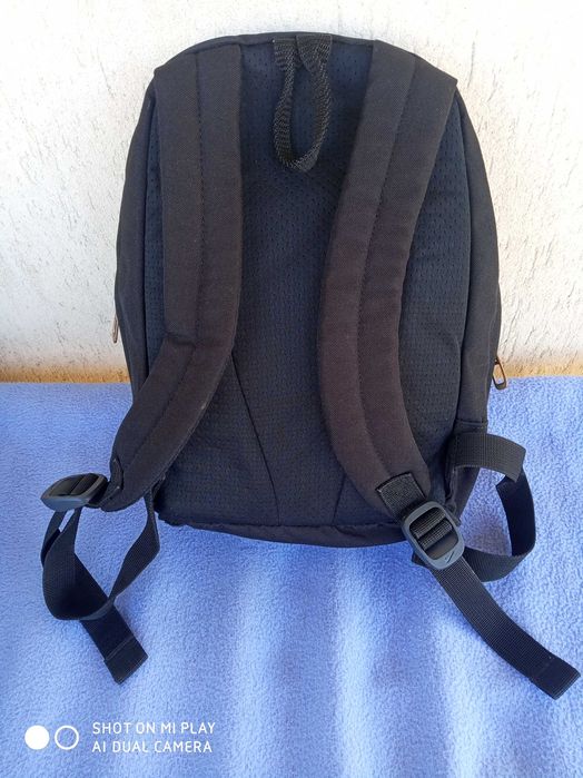 Две раници Adidas  и Nike.