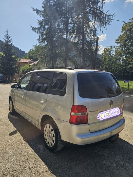 VOLKSWAGEN Touran 2005 — imagine 5