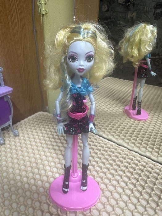 Продам куклу монстр хай!