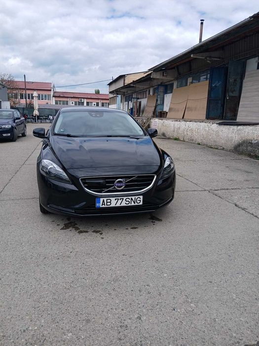 Volvo V40 D3 2.0 – 150 CP – 2015 – 273 000 km – Euro 6