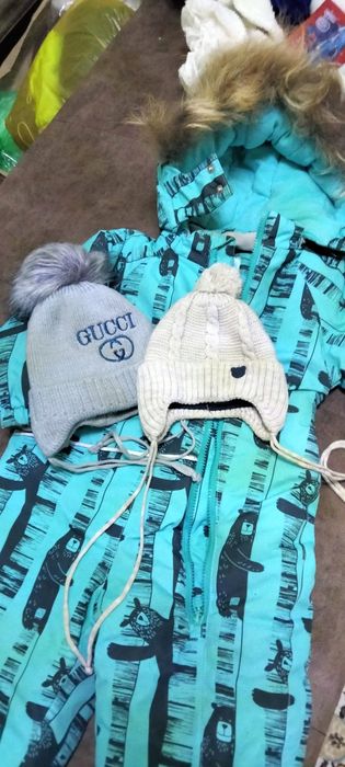 Продам детский зимний комбинезоны