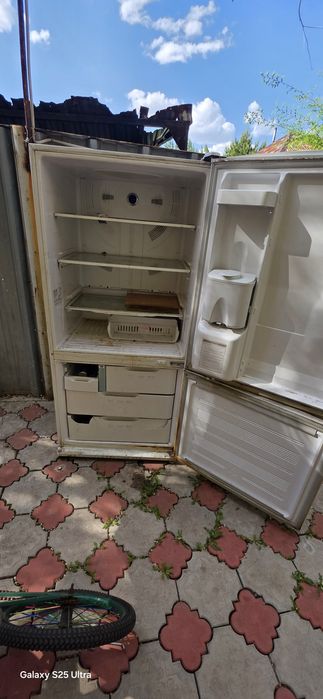 Холодильник samsung