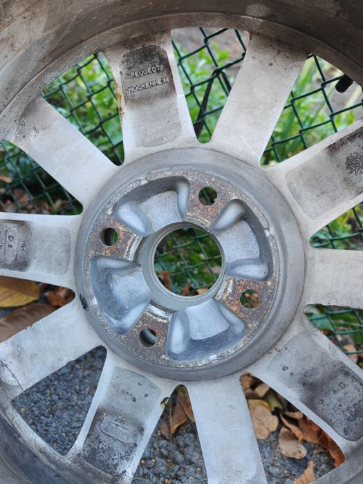 Пежо Peugeot оригинални джанти 17" 7J 4X108 ET26 летни гуми 225x45x17