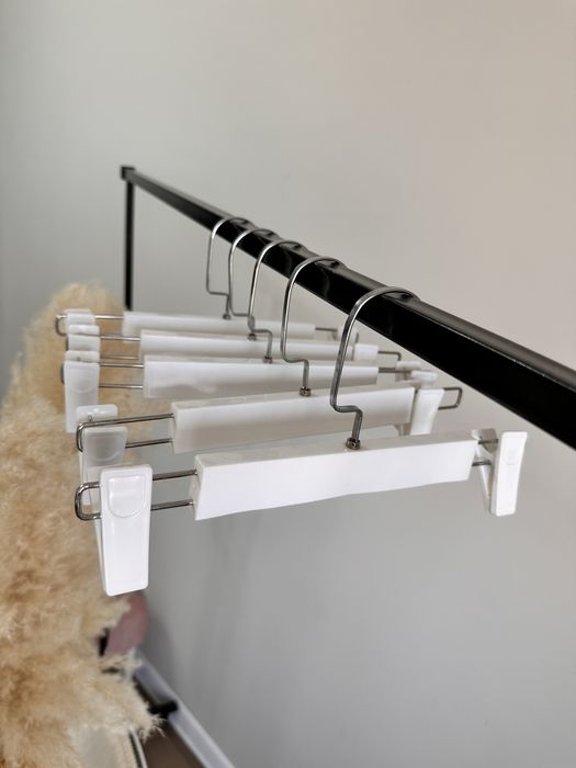 Продам плечики и прищепки  для одежды