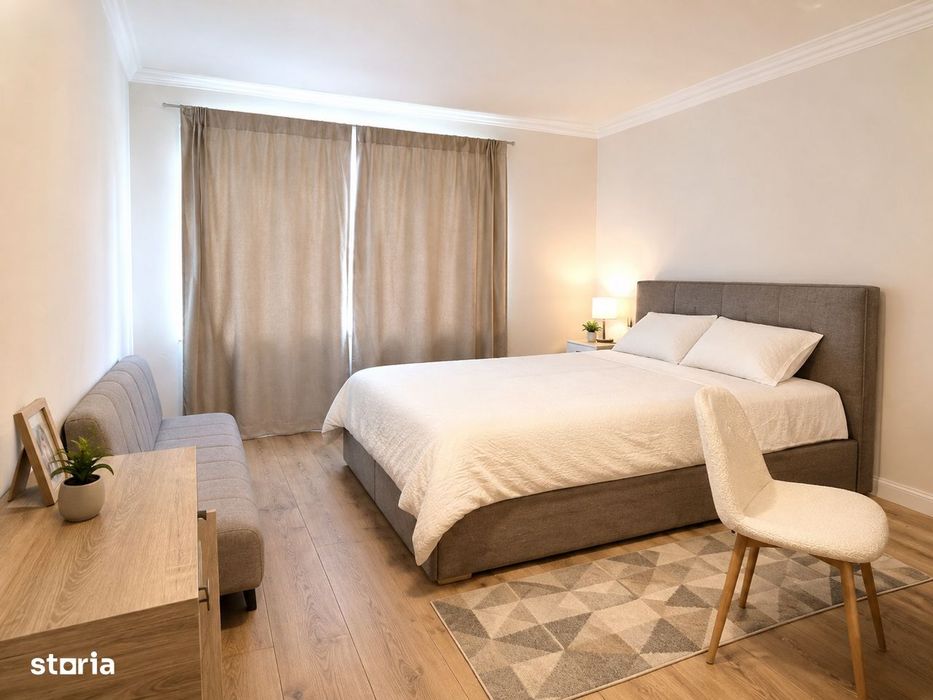 Apartament 3 camere , zona Stefan cel Mare