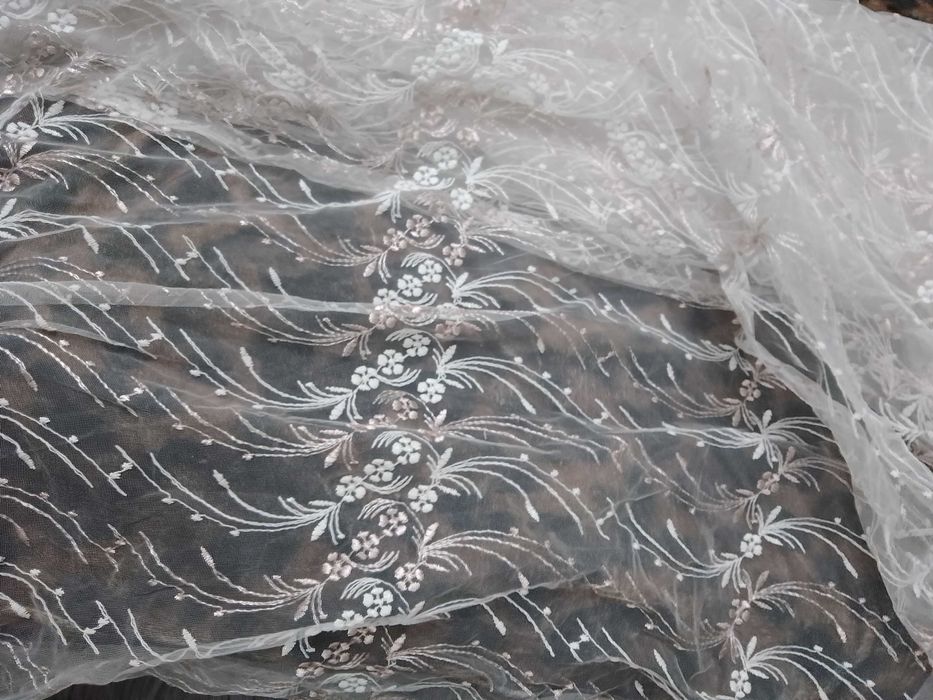 Тюль -сетка с выбитым рисунком
