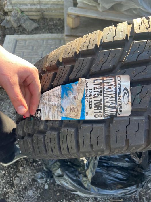 Продам шины 275/70/18 Coopertires