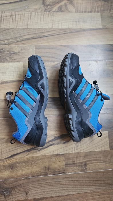 Маратонки Adidas Terrex 55 евро