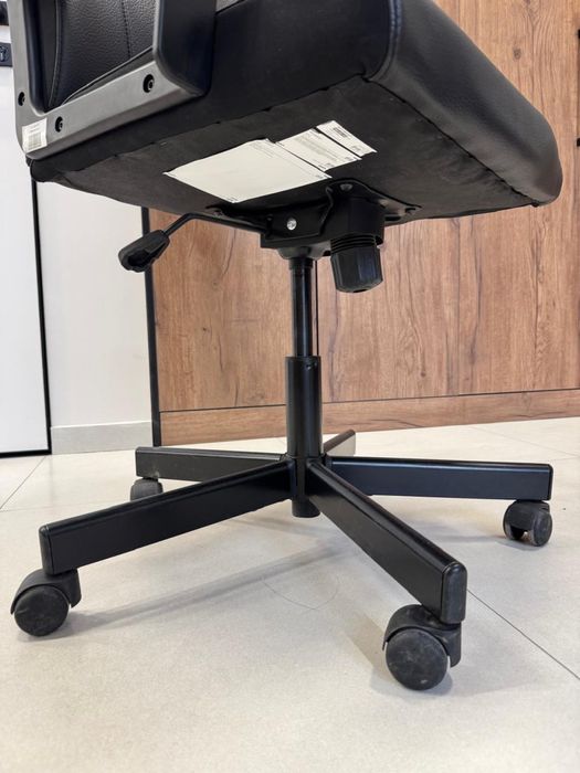 Офисное кресло IKEA Milbergert