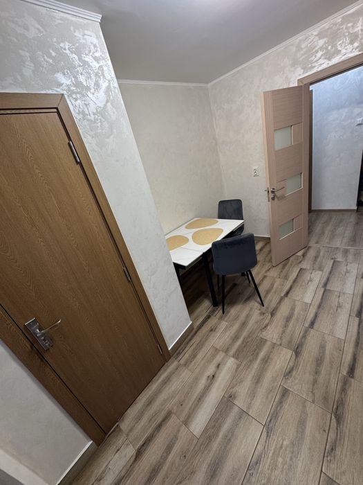 Inchiriez apartament 2 camere cartier OBOR