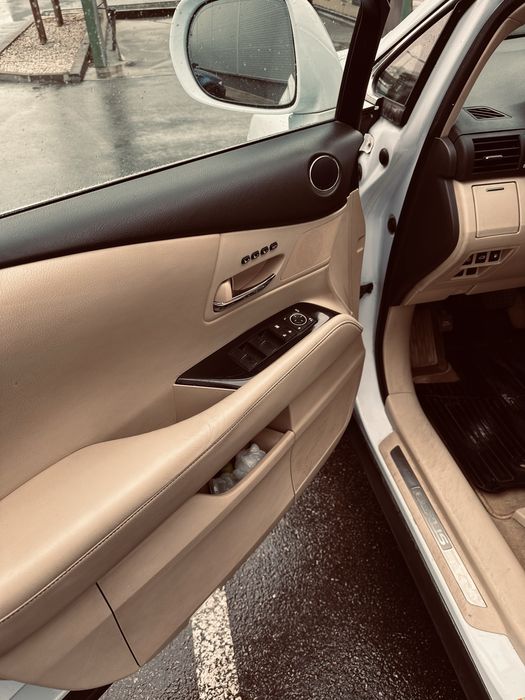 Продавам Lexus RX 450 2012