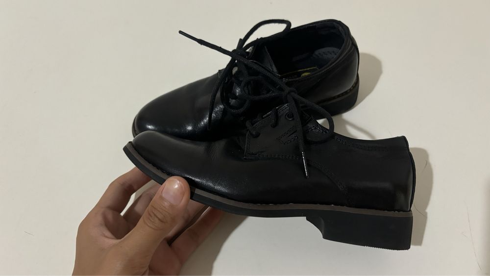 Детские туфли