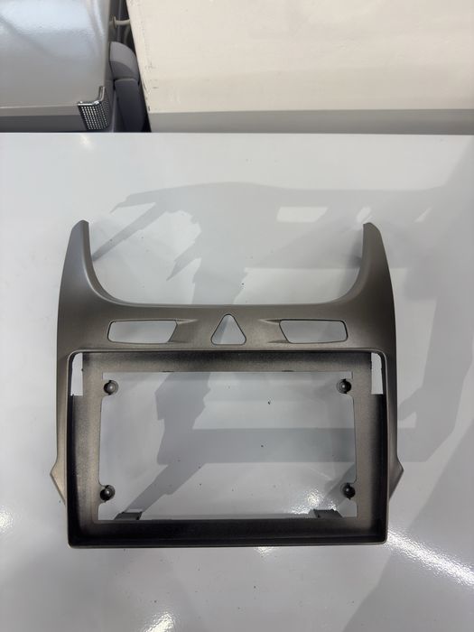 Cobalt uchun new ramka 10.2 дйюм teyes monitor uchun