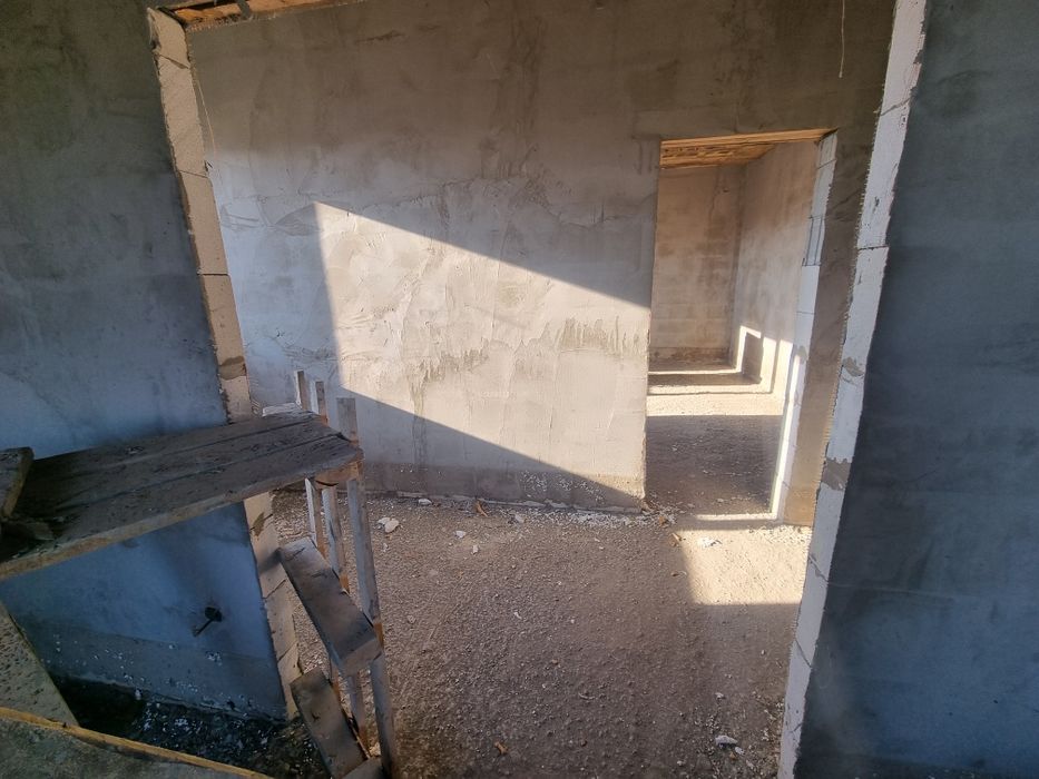 Новый дом 140кв в черновой