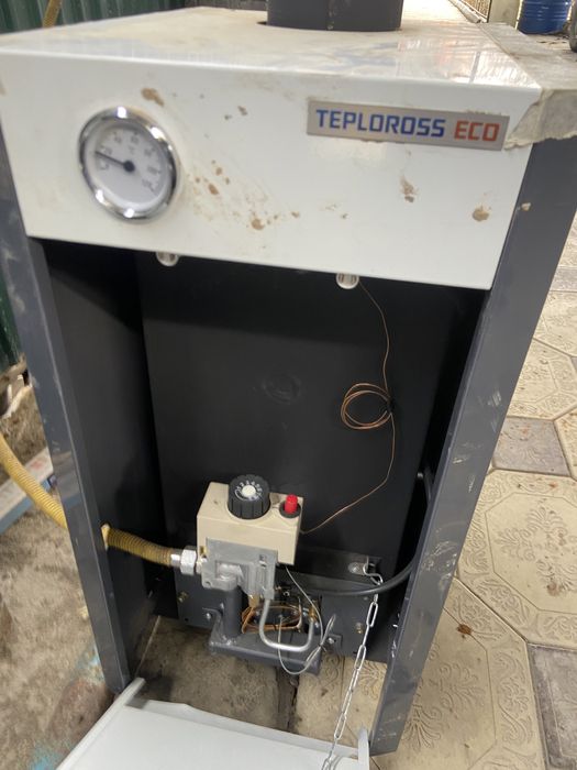 Продам газовый котел