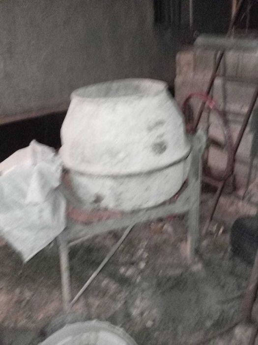 Продам бетономешалку. Миксер.