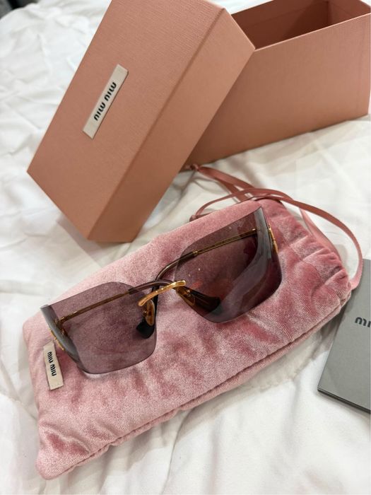 Слънчеви очила Miu Miu