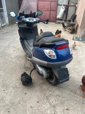 Vand motor piaggio x 9