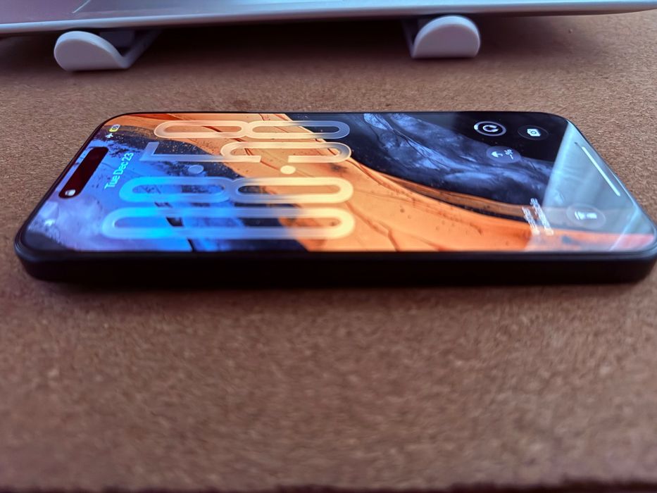 iPhone 15 Pro Max | 256 GB | Stare estetica: ca nou + set huse