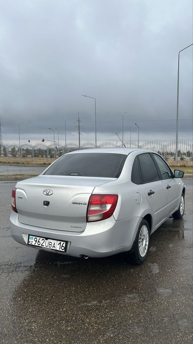 Лада Гранта 2018