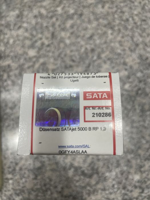 Kit pistol vopsit SATA5000