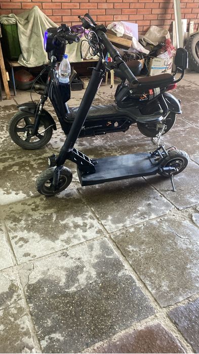 продам электросамокат kuqay m4
