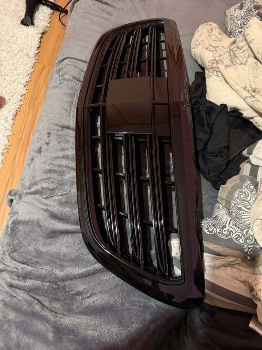 Черен лак/Хром решетка AMG Mercedes S класа W222 с Distronic