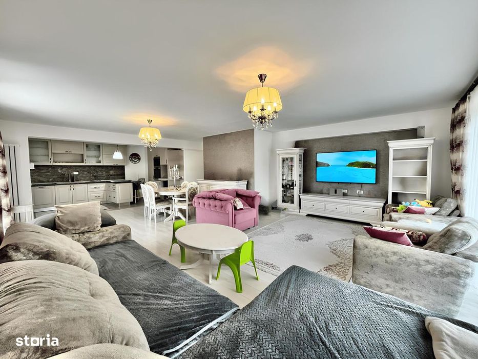 Apartament cu 4 camere de vânzare în cartierul Noua Brașov — fotografia 1