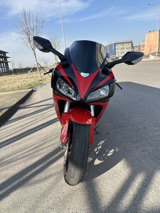 Продается Honda Sbr 1000 rr в хорошем состоянии док есть