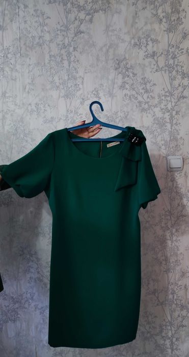 Срочно продам платье вечернее