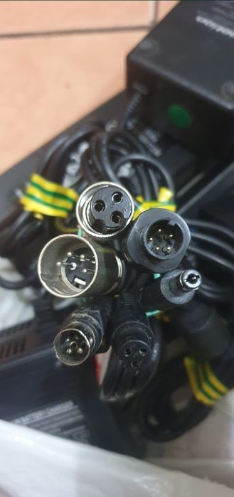 Incarcatoare laptopuri si trotinete de toate tipurile, Asus, Dell, HP,