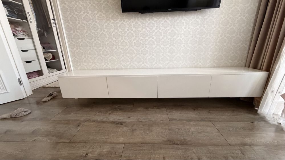 Продам тумбочку под телевизор