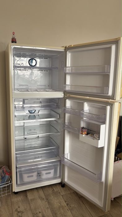 Продам холодильник Samsung