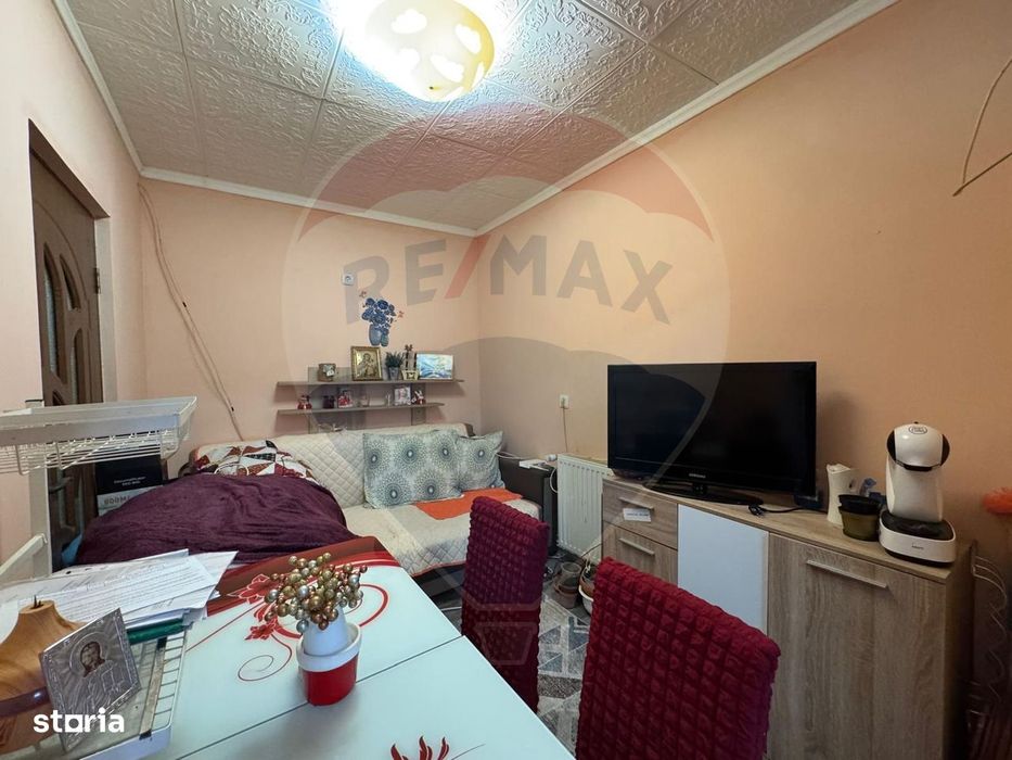 Apt. 2 camere cu centrala proprie -Vladimirescu Centru