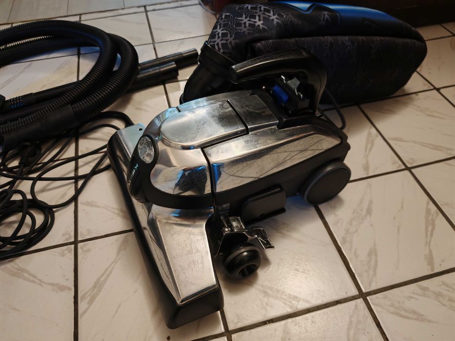 Професионална прахосмукачка Kirby AVALIR 2 система за почистване