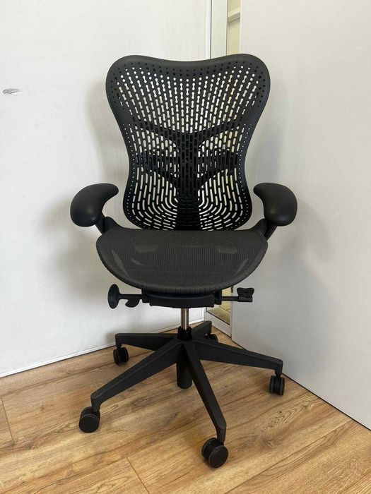 Refurbished Herman Miller Mirra 2 Graphite