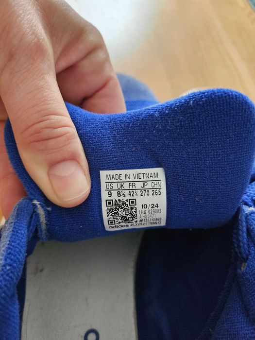 Кроссовки adidas campus