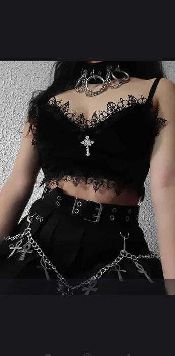 Топы женские в наличии