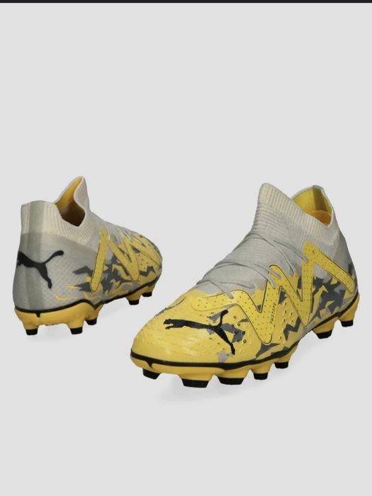 Vând crampoane puma originale crampoane cu care a jucat halland