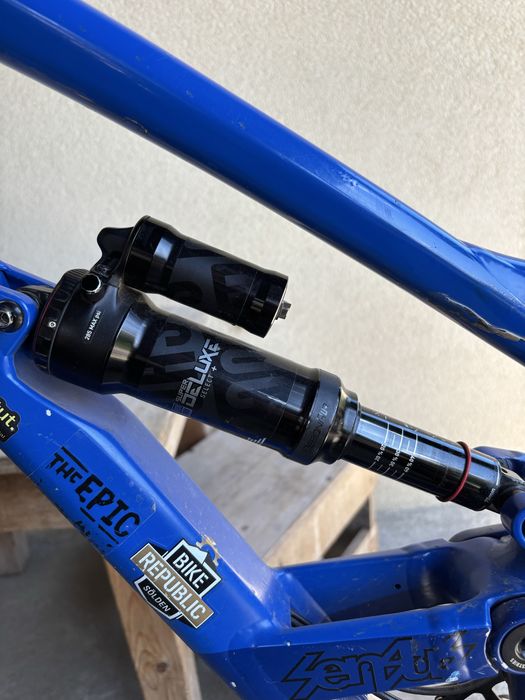 Vand shock rockshox super deluxe select +