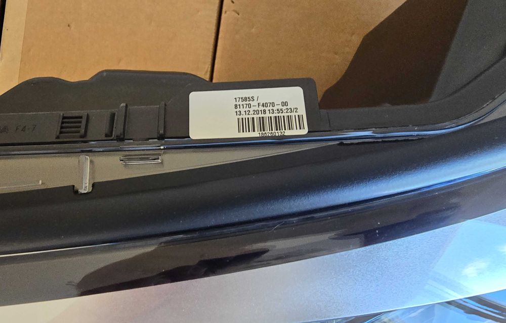 TOYOTA CH-R  LED 2018/23