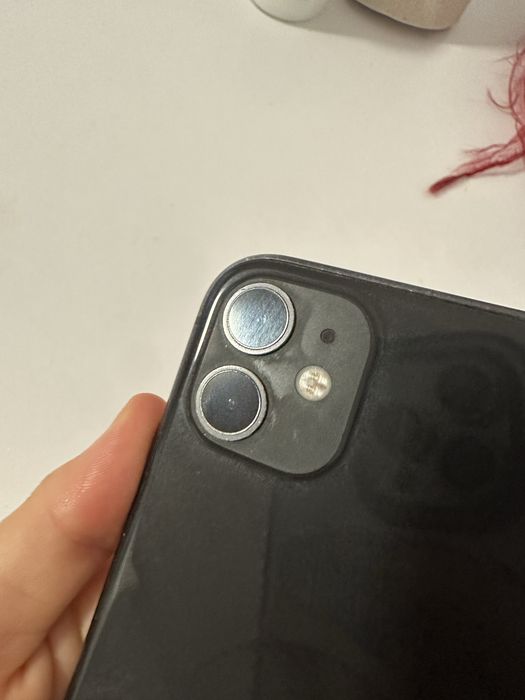 iphone 11,foarte functional ,mai multe detalii in privat
