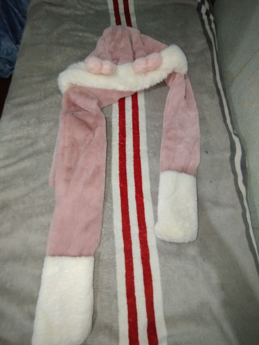 Продам шапку/шарф,новая