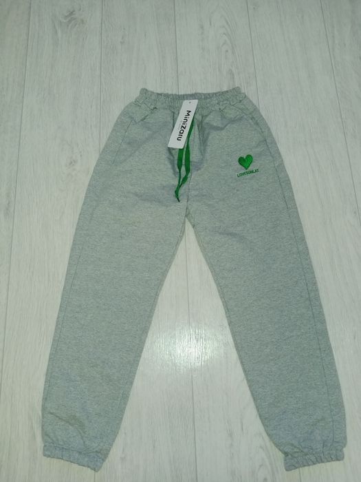 Трико на девочку по 2500