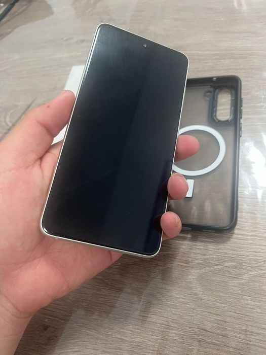 Продам Samsung S21FE 128gb