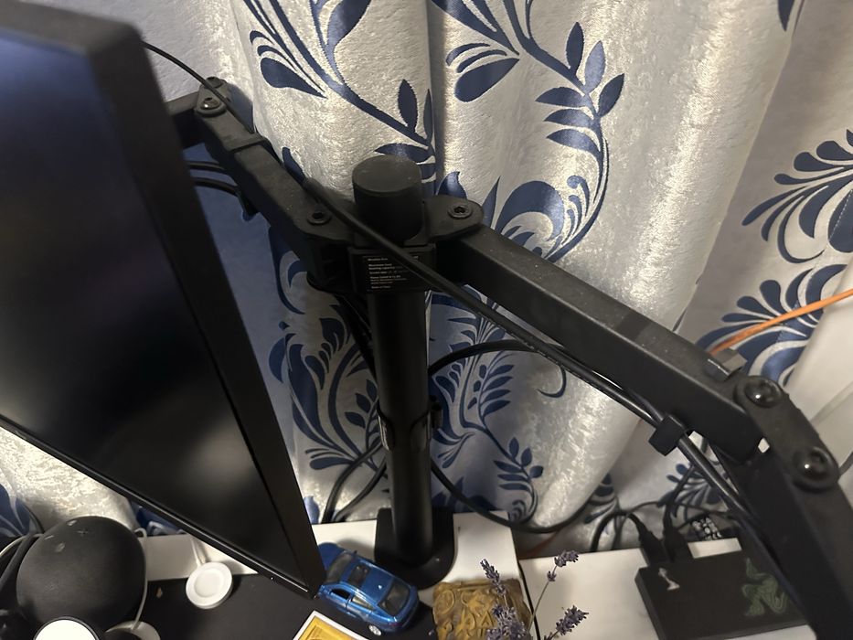 monitor HP z24 impecabil