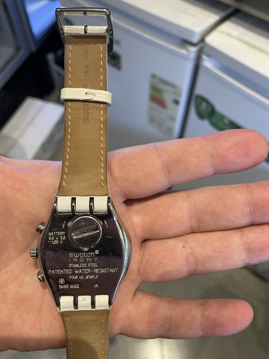 Продаю часы в хорошем состояние