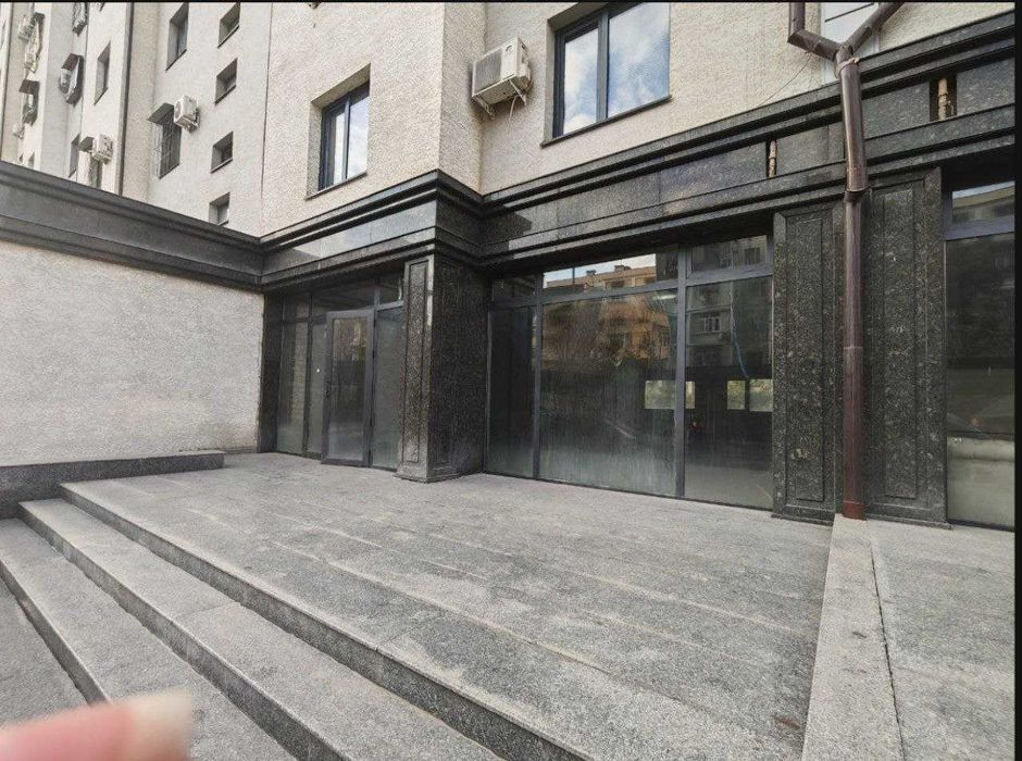 Продаётся Коммерческое Помещение 760м2 Сергели Ор.р Метро Сергели