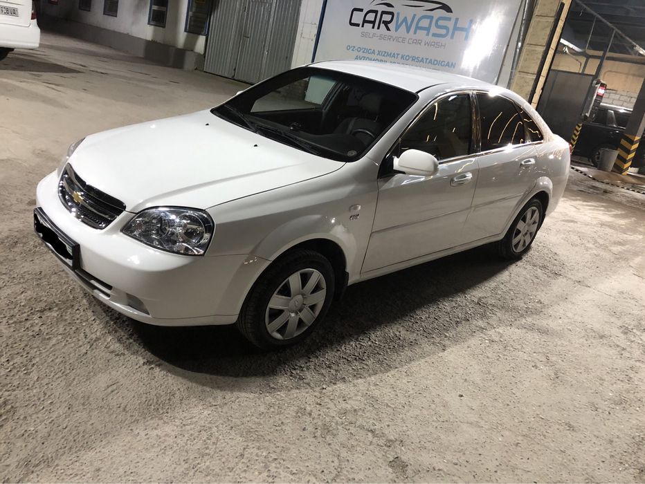 Lasetti 1.8 yili 2010